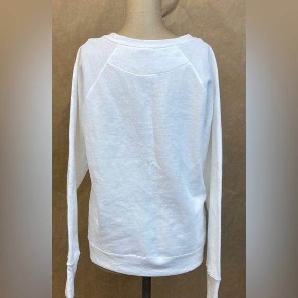 Women’s NWT Champion Crewneck Sweatshirt Size—Small - Picture 4 of 6